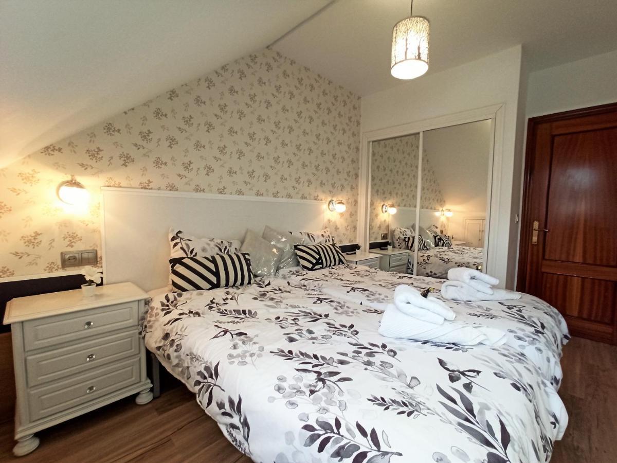 Duplex Con Vistas Al Picu Pienzu, Colunga Apartment Екстериор снимка